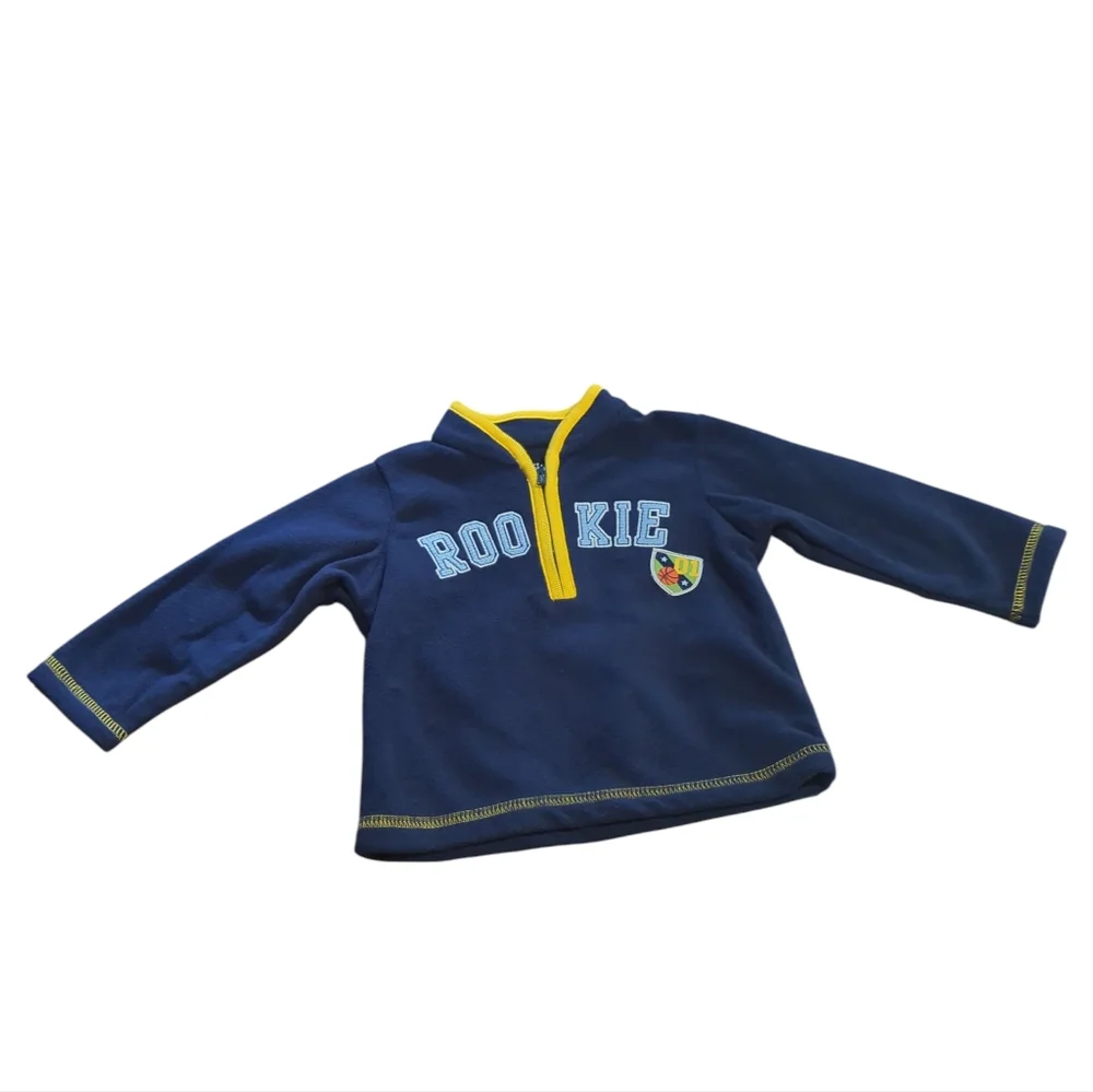 Carter's Blue And Yellow Long Sleeve Sweatshirt Size 9 Months.